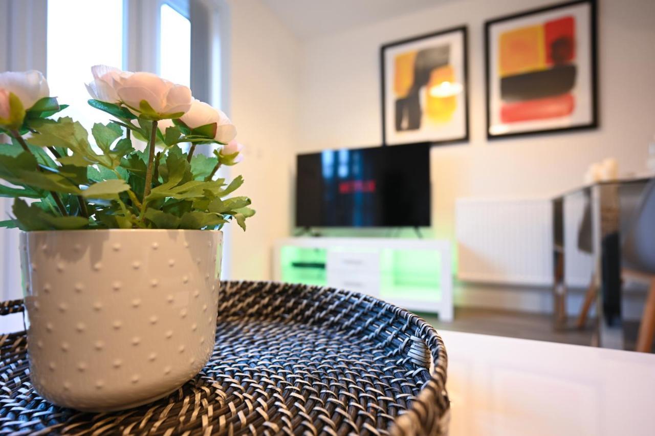Luxury 4 Bed House With Gated Parking In The Heart Of Birmingham! Apartment Екстериор снимка
