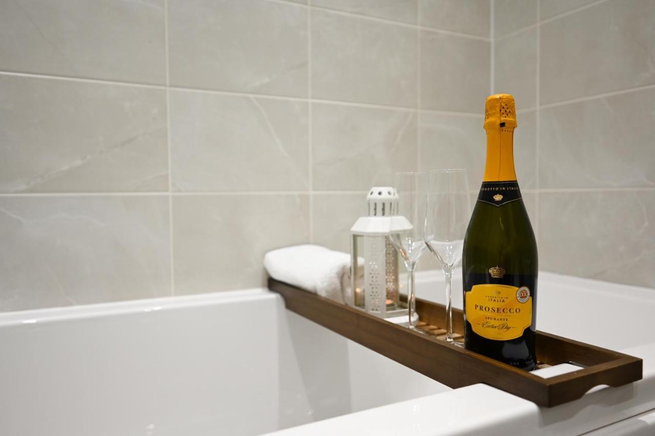 Luxury 4 Bed House With Gated Parking In The Heart Of Birmingham! Apartment Екстериор снимка
