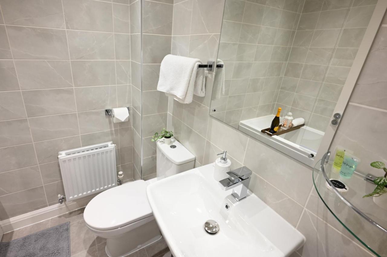 Luxury 4 Bed House With Gated Parking In The Heart Of Birmingham! Apartment Екстериор снимка