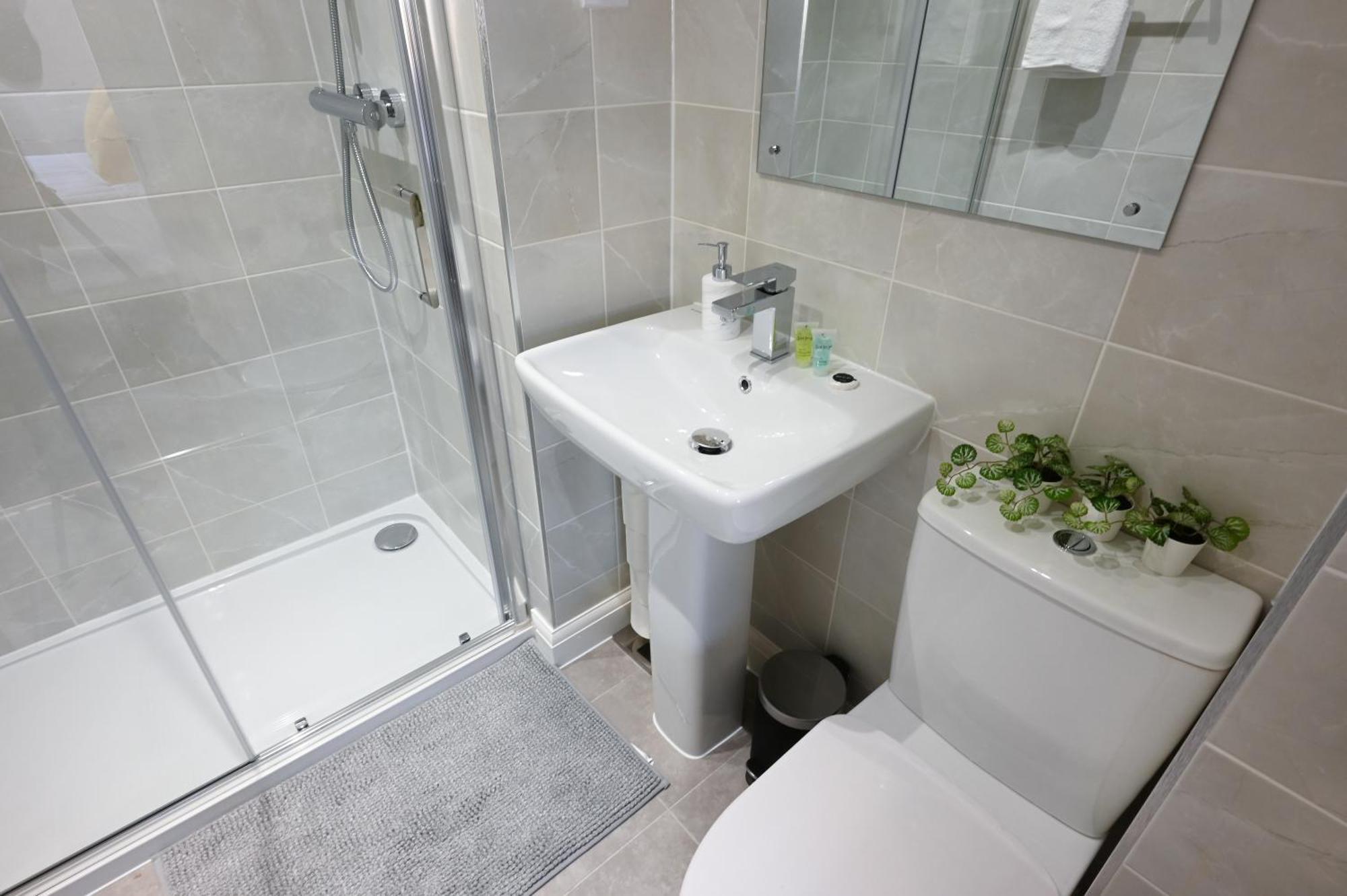 Luxury 4 Bed House With Gated Parking In The Heart Of Birmingham! Apartment Екстериор снимка